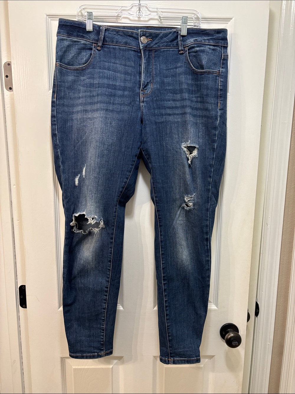 Maurice’s Dark Blue Distressed Women’s Jeans